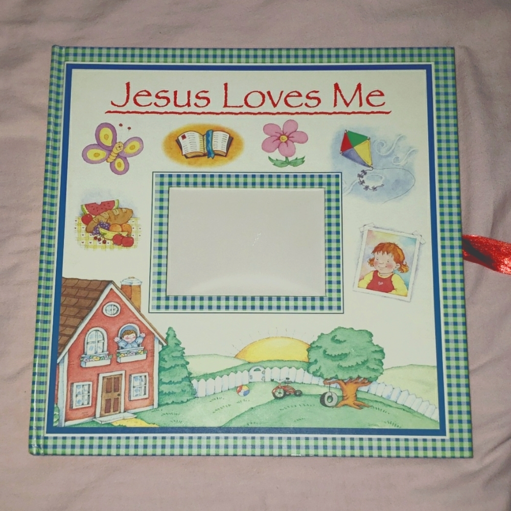 Photo Memories Photo Album Jesus Loves Me